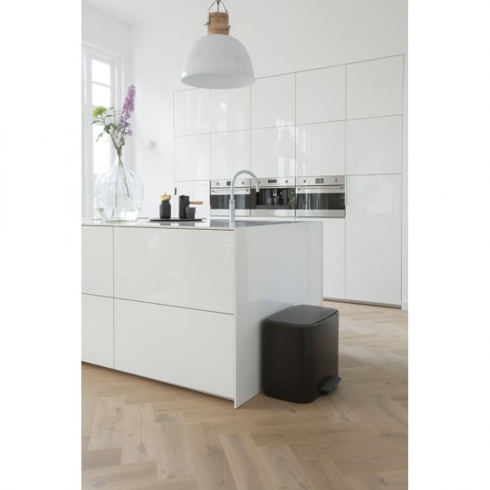 Кош за смет Brabantia Bo Pedal 36L, Matt Black