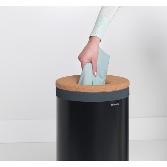 Кош за пране Brabantia 35L, Matt Black, корков капак