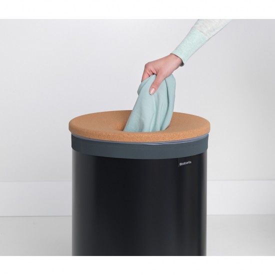 Кош за пране Brabantia 60L, Matt Black, корков капак