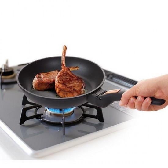 Тиган Tescoma SmartClick Ø24cm, сваляща се дръжка Тиган Tescoma SmartClick Ø24cm, сваляща се дръжка