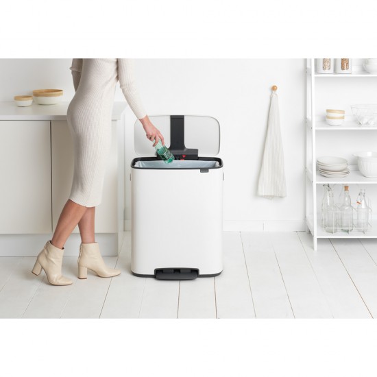 Кош за смет Brabantia Bo Pedal 60L, White