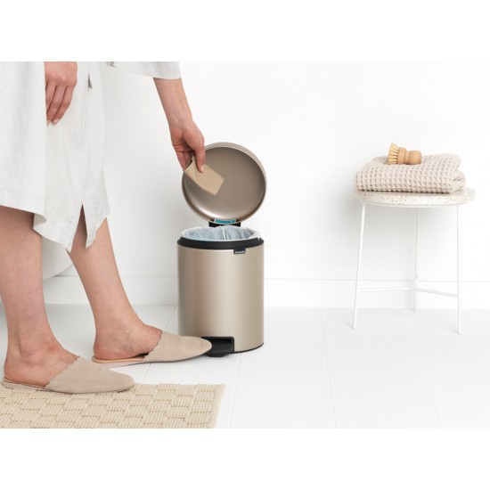 Кош за смет с педал Brabantia NewIcon 5L, Metallic Gold