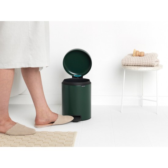 Кош за смет с педал Brabantia NewIcon 5L, Pine Green
