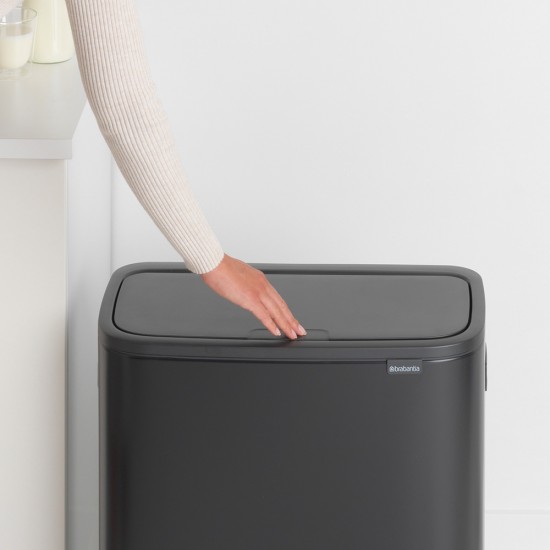 Кош за смет Brabantia Bo Touch 2x30L, Matt Black