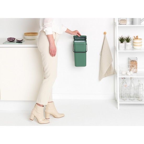 Кош за смет за разделно събиране Brabantia Sort&Go 12L, Fir Green