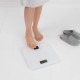 Дигитална везна за баня Brabantia ReNew White, работа без батерии Дигитална везна за баня Brabantia ReNew White, работа без батерии