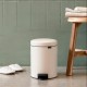 Кош за смет с педал Brabantia NewIcon 3L, Soft Beige Кош за смет с педал Brabantia NewIcon 3L, Soft Beige