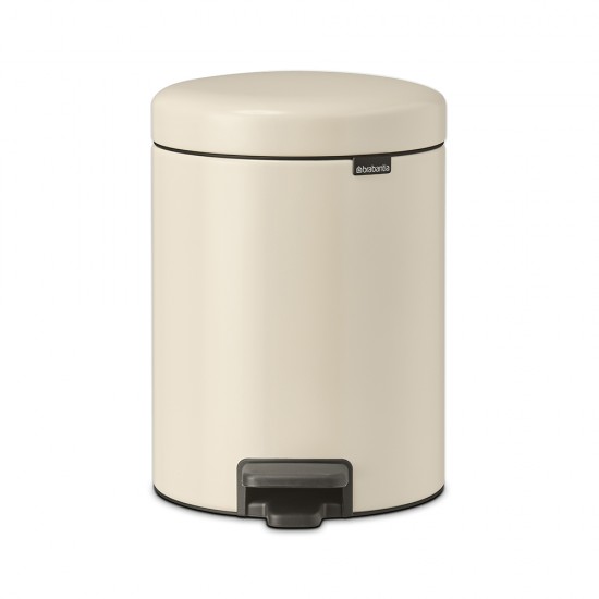Кош за смет с педал Brabantia NewIcon 5L, Soft Beige Кош за смет с педал Brabantia NewIcon 5L, Soft Beige
