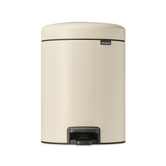 Кош за смет с педал Brabantia NewIcon 5L, Soft Beige Кош за смет с педал Brabantia NewIcon 5L, Soft Beige