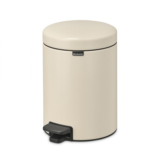 Кош за смет с педал Brabantia NewIcon 5L, Soft Beige Кош за смет с педал Brabantia NewIcon 5L, Soft Beige