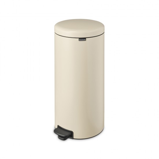 Кош за смет с педал Brabantia NewIcon 30L, Soft Beige Кош за смет с педал Brabantia NewIcon 30L, Soft Beige