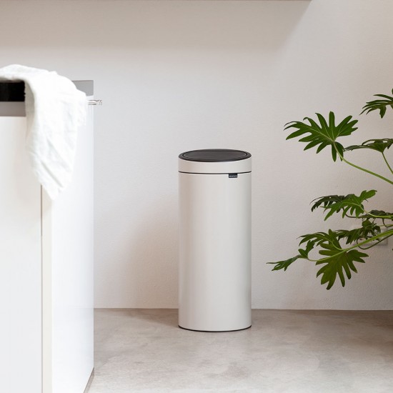 Кош за смет Brabantia Touch Bin New 30L, Soft Beige Кош за смет Brabantia Touch Bin New 30L, Soft Beige