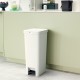 Кош за смет с педал Brabantia StepUp 40L, Light Grey Кош за смет с педал Brabantia StepUp 40L, Light Grey