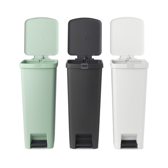 Кош за смет с педал Brabantia StepUp 40L, Light Grey Кош за смет с педал Brabantia StepUp 40L, Light Grey