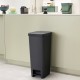 Кош за смет с педал Brabantia StepUp 40L, Dark Grey Кош за смет с педал Brabantia StepUp 40L, Dark Grey