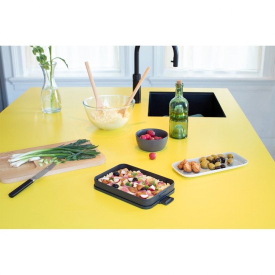 Кутия за обяд Brabantia Make&Take 1.1L, Dark Grey, плоска Кутия за обяд Brabantia Make&Take 1.1L, Dark Grey, плоска