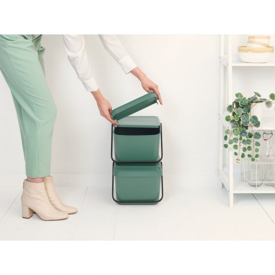 Кош за смет за разделно събиране Brabantia Sort&Go Stackable 20L, Fir Green Кош за смет за разделно събиране Brabantia Sort&Go Stackable 20L, Fir Green