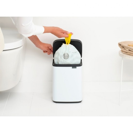 Кош за смет Brabantia Bo Small 4L, White Кош за смет Brabantia Bo Small 4L, White