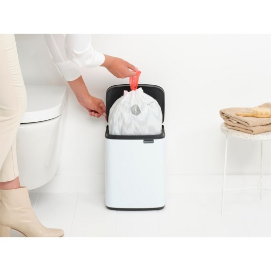 Кош за смет Brabantia Bo Small 7L, White Кош за смет Brabantia Bo Small 7L, White