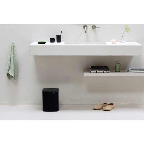 Кош за смет Brabantia Bo Small 7L, Matt Black Кош за смет Brabantia Bo Small 7L, Matt Black