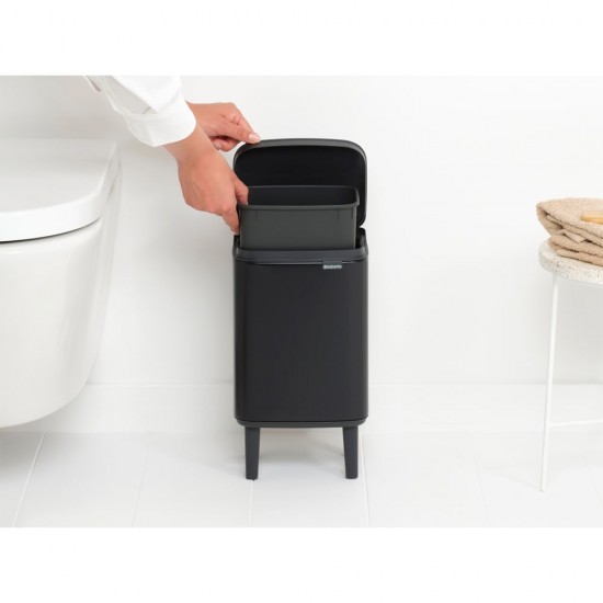 Кош за смет Brabantia Bo Small Hi 4L, Matt Black Кош за смет Brabantia Bo Small Hi 4L, Matt Black