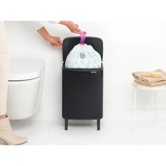 Кош за смет Brabantia Bo Small Hi 12L, Matt Black Кош за смет Brabantia Bo Small Hi 12L, Matt Black