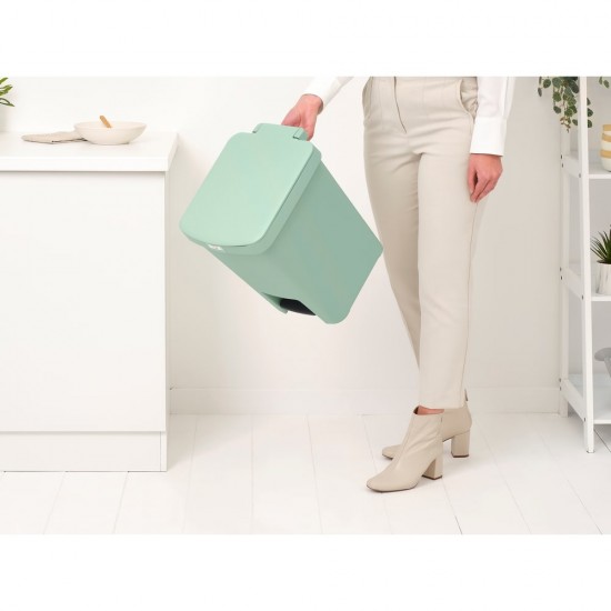 Кош за смет с педал Brabantia StepUp 25L, Jade Green Кош за смет с педал Brabantia StepUp 25L, Jade Green