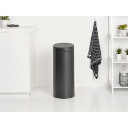 Кош за смет Brabantia Touch Bin New 30L, Confident Grey