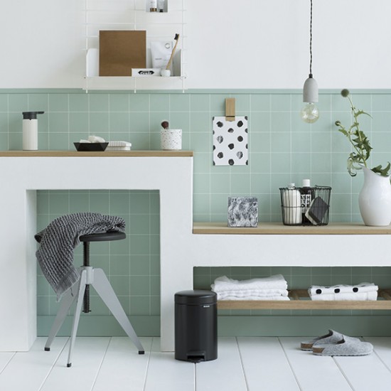 Кош за смет с педал Brabantia NewIcon 3L, Matt Black Кош за смет с педал Brabantia NewIcon 3L, Matt Black