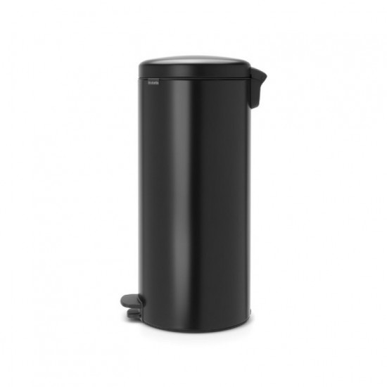 Кош за смет с педал Brabantia NewIcon 30L, Matt Black Кош за смет с педал Brabantia NewIcon 30L, Matt Black