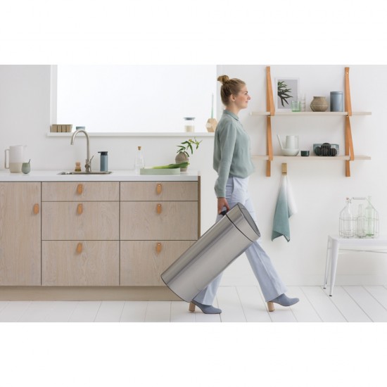Кош за смет Brabantia Touch Bin New 40L, Matt Steel Fingerprint Proof