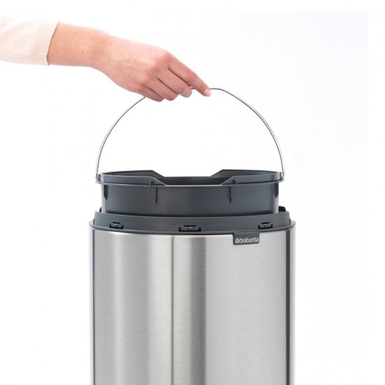 Кош за смет Brabantia Touch Bin New 30L, Matt Black, FPP капак