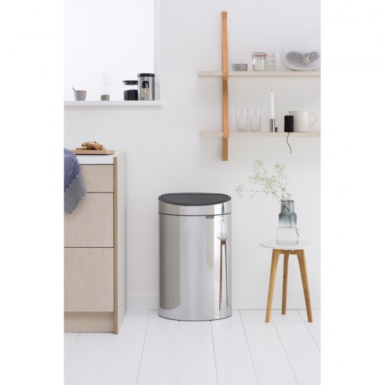 Кош за смет Brabantia Touch Bin New 40L, Briliant Steel